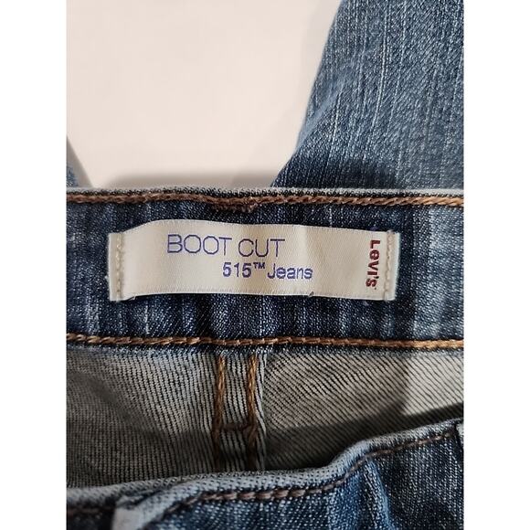 Levi's Women's 515 Bootcut Blue Jeans Size 10P Short Boot Cut - Picture 3 of 10